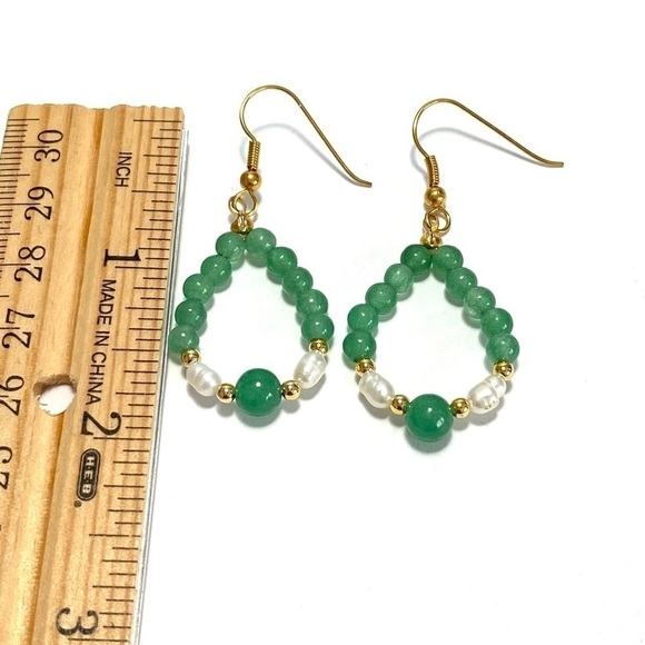 Earrings Dangles Drops Jadeite Pearls Green Artisan Gold Tone - Picture 4 of 7